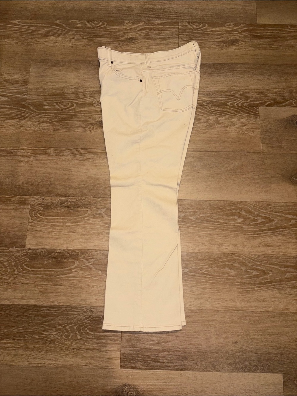 Levi’s 550 Women’s 12M Relaxed Boot Cut Jeans Beige Stretch Denim Pants Fair